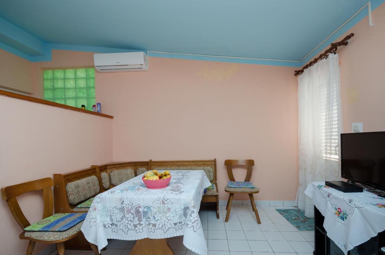 Apartment Marija Zdenko Lopar Ngoại thất bức ảnh